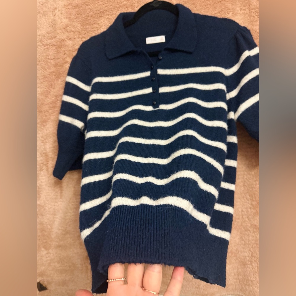 LC Lauren Conrad Navy Sweater❤️🌹